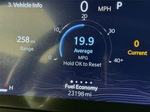 Used 2024 Jeep Grand Cherokee Limited image 2