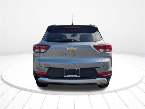 Used 2025 Chevrolet TrailBlazer LT image 9