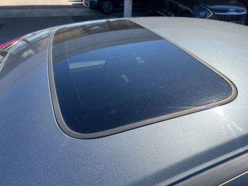 Used 2012 Honda Civic EX-L image 9