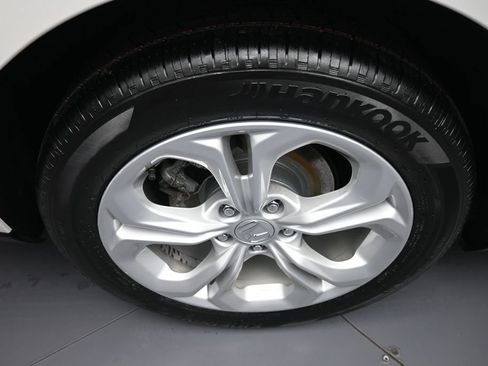 Certified 2023 Honda Accord LX image 12
