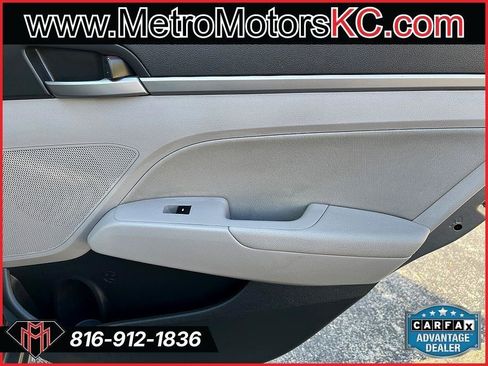 Used 2018 Hyundai Elantra SEL image 30
