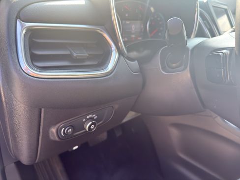 Certified 2024 Chevrolet Equinox LT AWD/4WD image 14