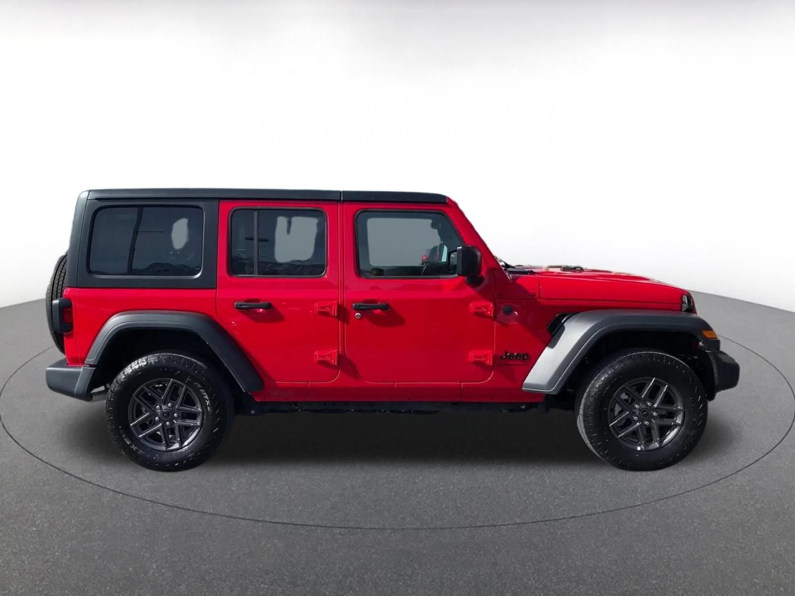 Used 2025 Jeep Wrangler Unlimited Sport AWD/4WD image 15