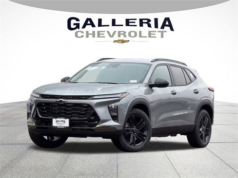 New 2026 Chevrolet Trax ACTIV w/ Driver Confidence Package image 2