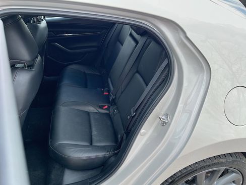 Used 2024 MAZDA MAZDA3 s FWD image 25