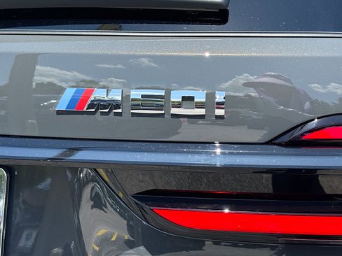 New 2027 BMW X7 M60i AWD/4WD image 11