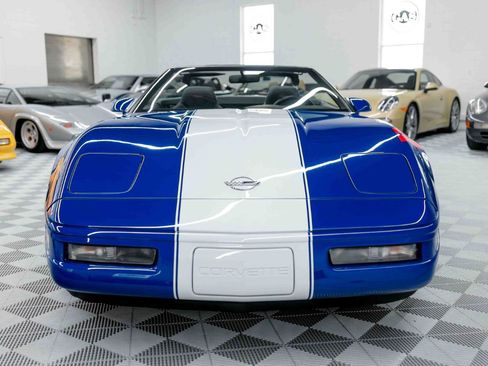 Used 1996 Chevrolet Corvette Convertible RWD image 4