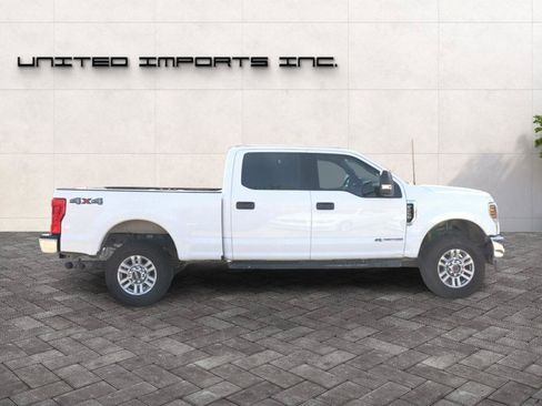 Used 2019 Ford F250 XLT w/ Snow Plow Prep Package AWD/4WD image 8