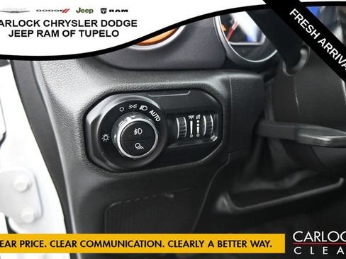 Used 2021 Jeep Gladiator Mojave AWD/4WD image 17