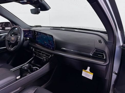 New 2026 Chevrolet Traverse LT w/ Sun and Wheel Package image 32