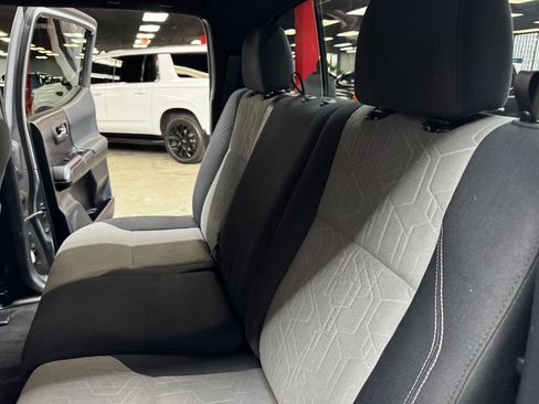 Used 2020 Toyota Tacoma TRD Sport w/ Technology Package image 42