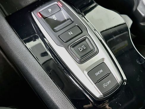 Used 2021 Honda Pilot Touring image 25