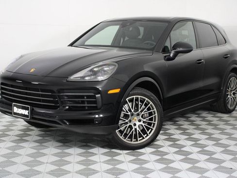 Certified 2022 Porsche Cayenne Platinum Edition AWD/4WD image 1
