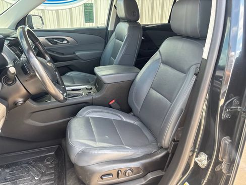 Used 2021 Chevrolet Traverse Premier AWD/4WD image 11
