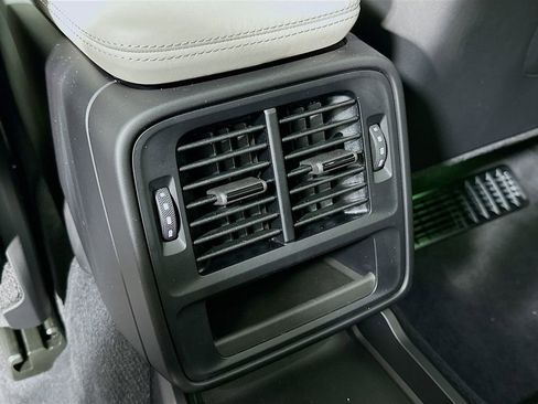 New 2025 Porsche Taycan image 27