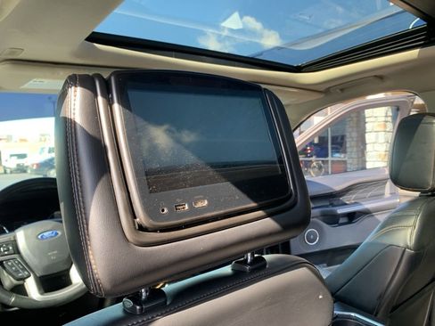 Used 2021 Ford Expedition Max Platinum AWD/4WD image 23