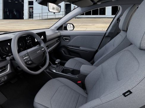 New 2025 Kia K4 EX image 17