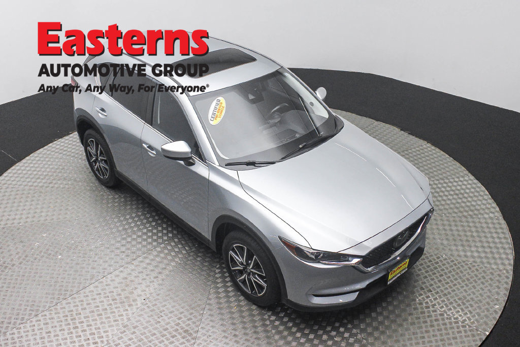 Used 2018 MAZDA CX-5 Touring w/ Preferred Equipment Package AWD/4WD image 4