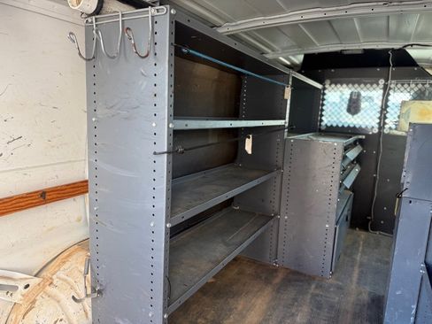 Used 2014 Chevrolet Express 2500 image 12