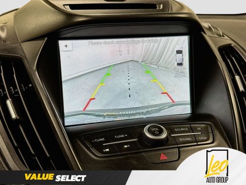 Used 2017 Ford Escape SE w/ Equipment Group 201A AWD/4WD image 16