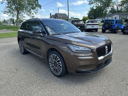 Used 2022 Lincoln Corsair Reserve w/ Sport Package AWD/4WD image 11