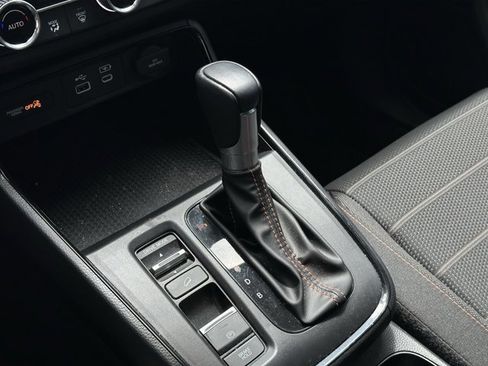 Used 2025 Honda CR-V Sport image 16