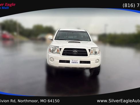 Used 2006 Toyota Tacoma 4x4 Access Cab V6 w/ TRD Sport Pkg #1 image 8