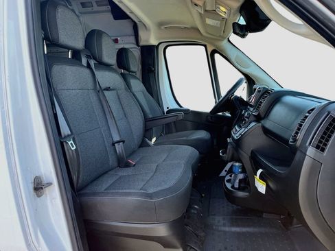 Used 2023 RAM ProMaster 2500 FWD image 24