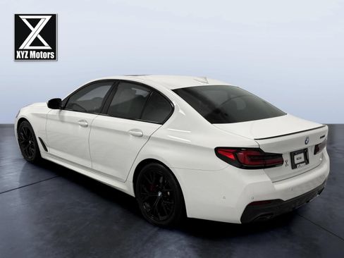 Used 2023 BMW 530i xDrive w/ M Sport Package AWD/4WD image 4