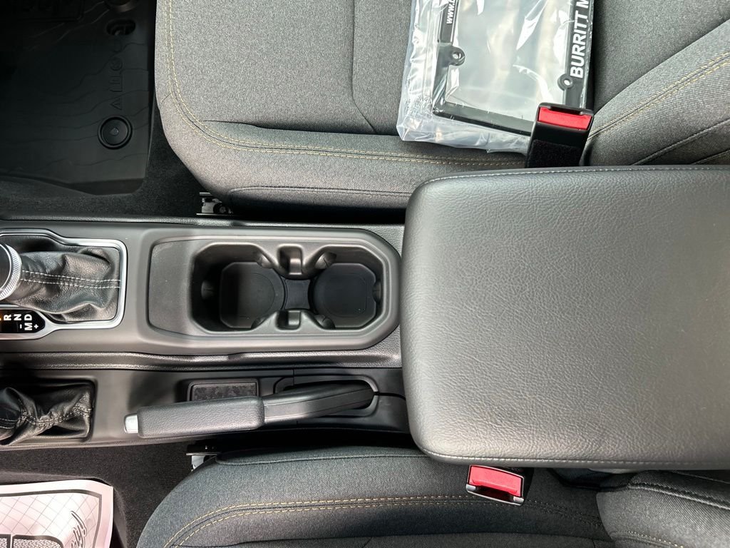 New 2026 Jeep Gladiator Sport AWD/4WD image 16