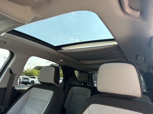 Used 2022 Chevrolet Equinox LT FWD image 33