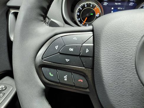 Used 2022 Jeep Cherokee Trailhawk w/ Sound & Nav Group AWD/4WD image 40