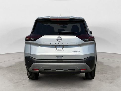 Used 2023 Nissan Rogue SV AWD/4WD image 4