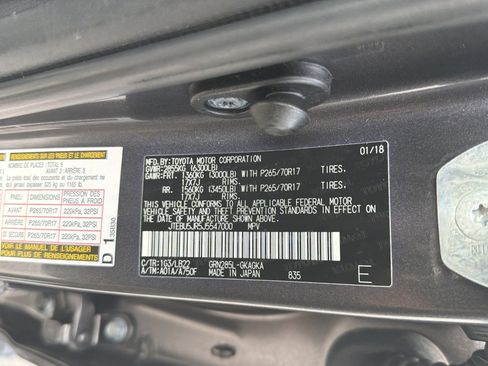 Used 2018 Toyota 4Runner SR5 Premium AWD/4WD image 31