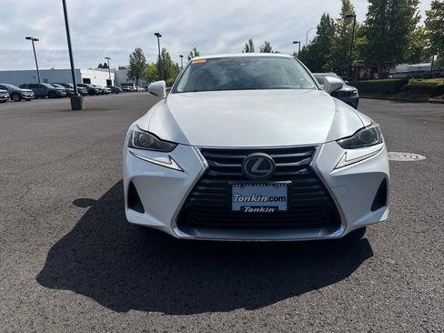 Used 2018 Lexus IS 300 AWD w/ Comfort Package image 2