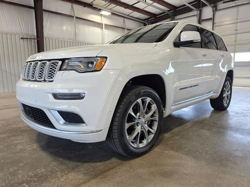 Used 2019 Jeep Grand Cherokee Summit AWD/4WD image 2
