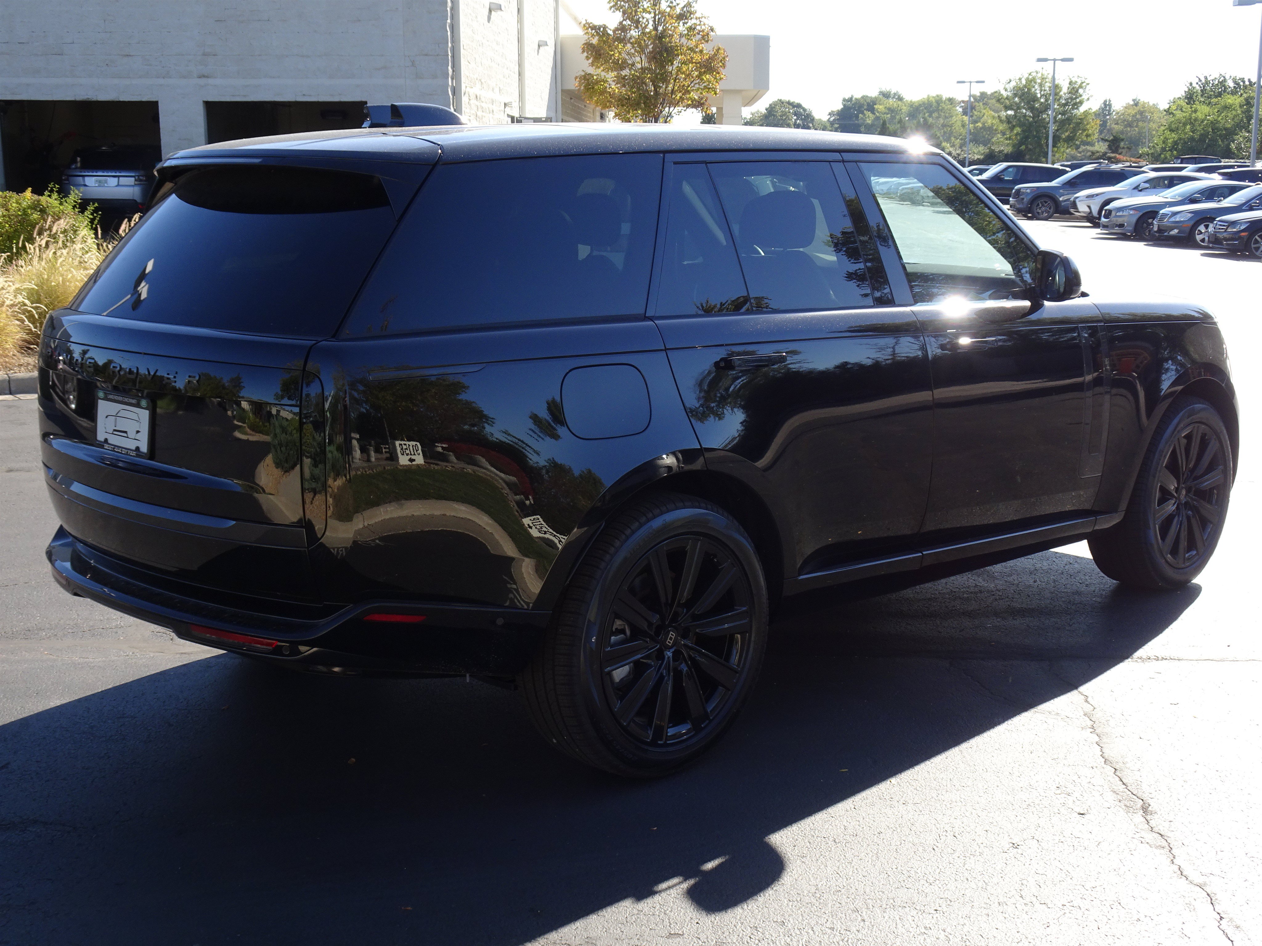 New 2027 Land Rover Range Rover SE AWD/4WD image 8