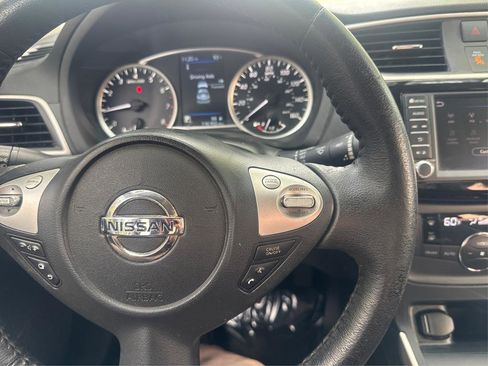 Used 2019 Nissan Sentra SV image 27
