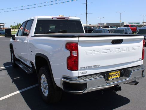 Used 2023 Chevrolet Silverado 2500 LT w/ Convenience Package AWD/4WD image 6