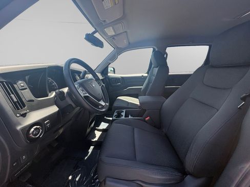 Used 2013 Honda Ridgeline Sport image 9