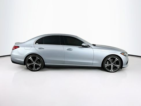 Used 2022 Mercedes-Benz C 300 Sedan w/ Exclusive Trim Package image 10
