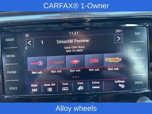 Used 2021 Volkswagen Passat 2.0T R-Line image 23