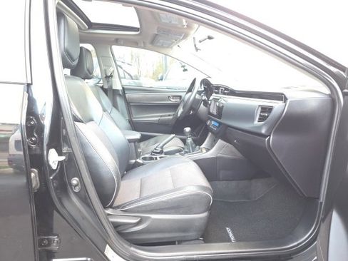 Used 2015 Toyota Corolla S image 23