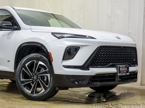 New 2025 Buick Enclave Sport Touring w/ LPO, Floor Liner Package image 2