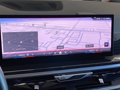 Certified 2025 BMW X6 M60i w/ Dynamic Handling Package image 26