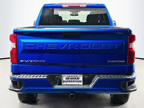 Used 2022 Chevrolet Silverado 1500 Custom image 6