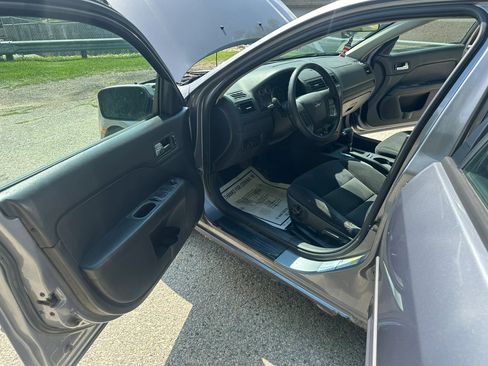 Used 2006 Ford Fusion SE FWD image 9