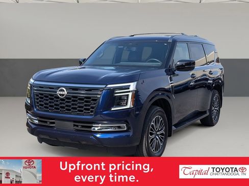 Used 2025 Nissan Armada Platinum image 4