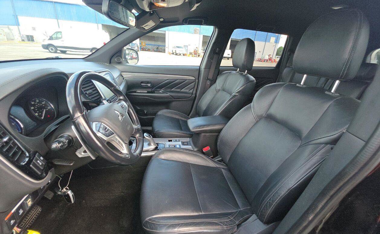 Used 2022 Mitsubishi Outlander LE AWD/4WD image 4