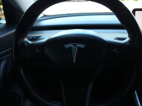 Used 2018 Tesla Model 3 Long Range AWD/4WD image 12
